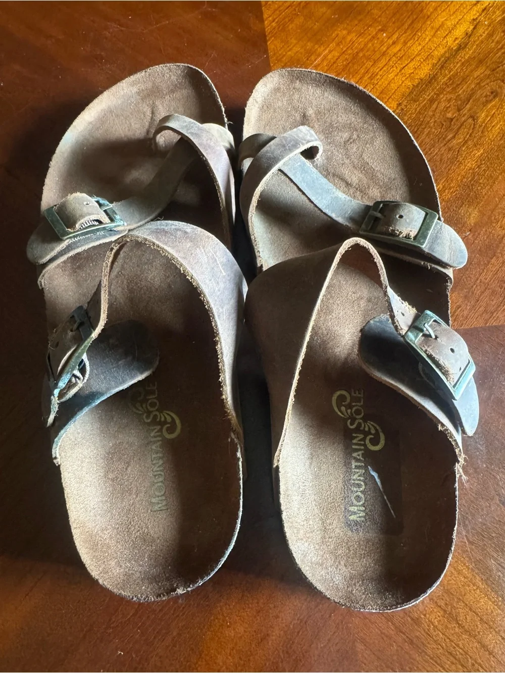 NWOT Mountain Sole Women's Leather Sandals Brown Size 9